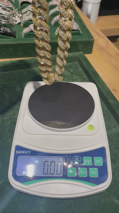 20MM VVS Yellow Gold Pointers Handset Cuban Link